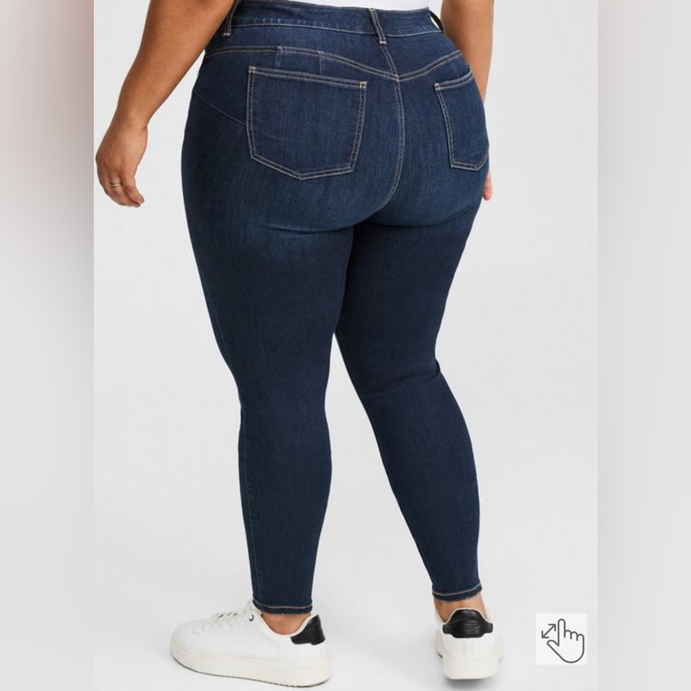 NWT TORRID Bombshell Skinny Premium Stretch High-Rise Jean - Picture 4 of 6